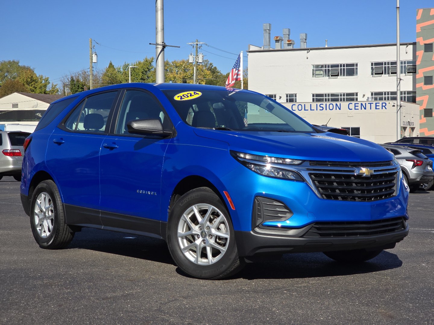 Certified 2024 Chevrolet Equinox LS FWD image 2