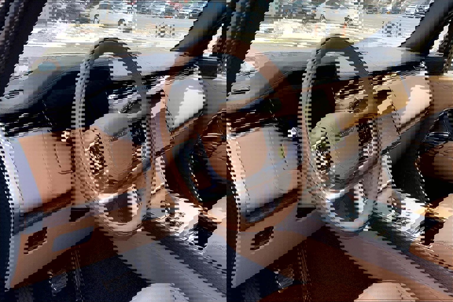 New 2026 Land Rover Range Rover SE image 8