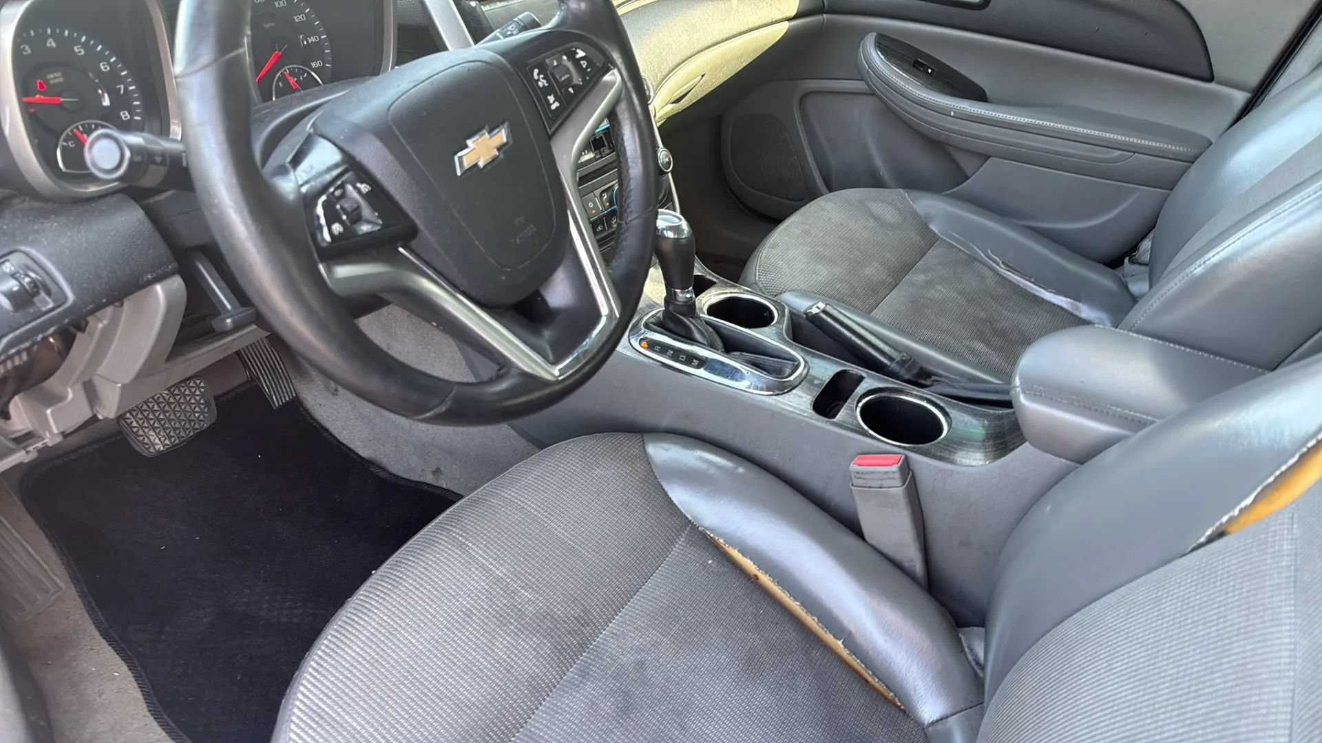 Used 2014 Chevrolet Malibu LT FWD image 10