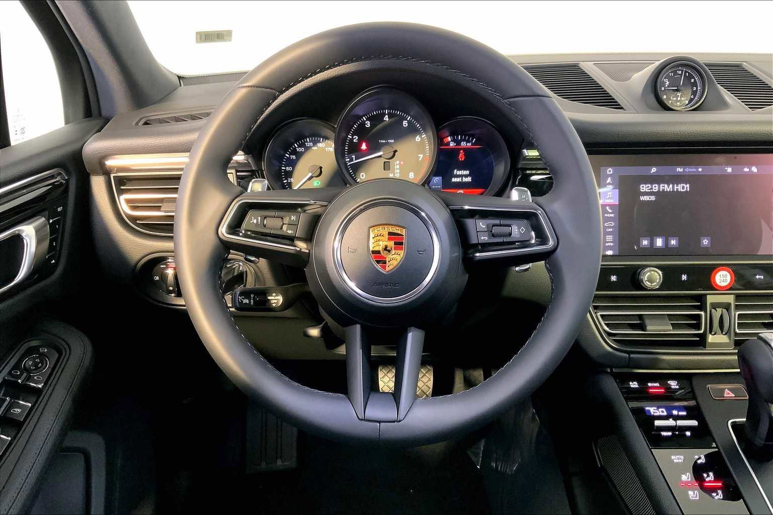 New 2026 Porsche Macan image 15