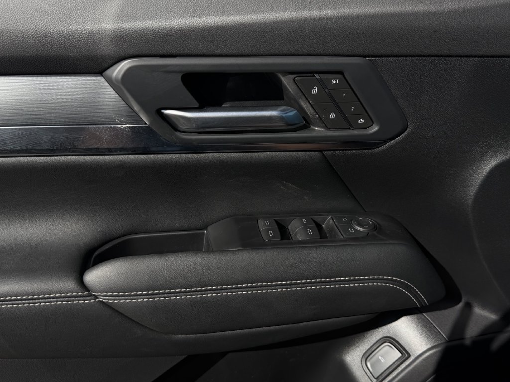 New 2027 GMC Terrain Elevation w/ Elevation Premium Package FWD image 21