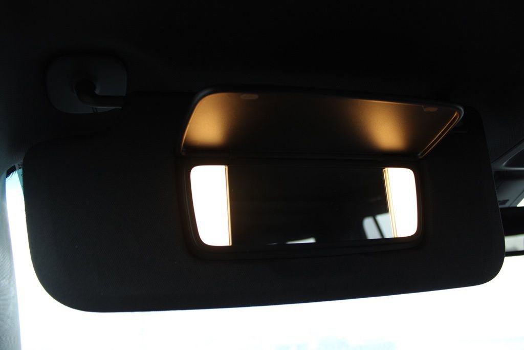 Used 2021 Chevrolet Suburban LT image 47