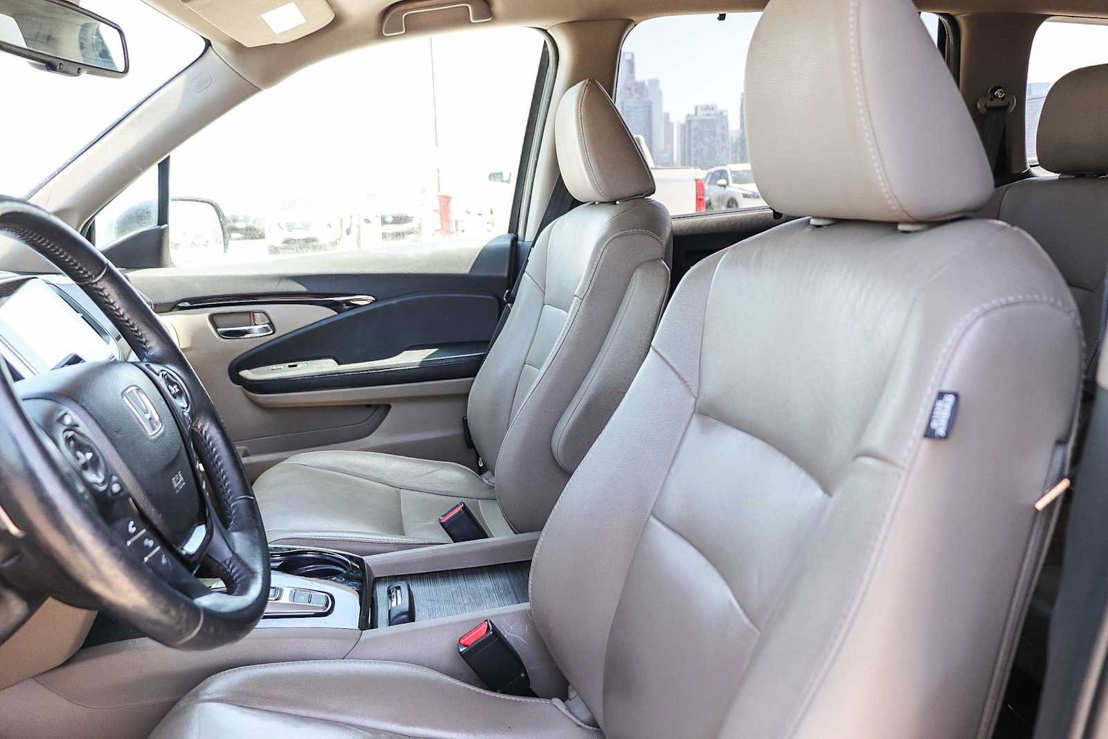 Used 2017 Honda Pilot Touring image 13