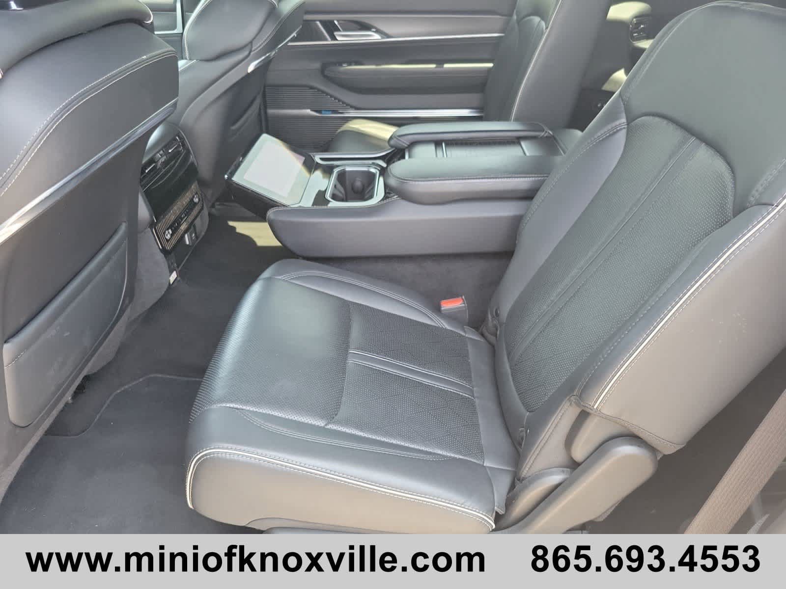 Used 2024 Jeep Grand Wagoneer L Series II w/ Quick Order Packagew 28T AWD/4WD image 14