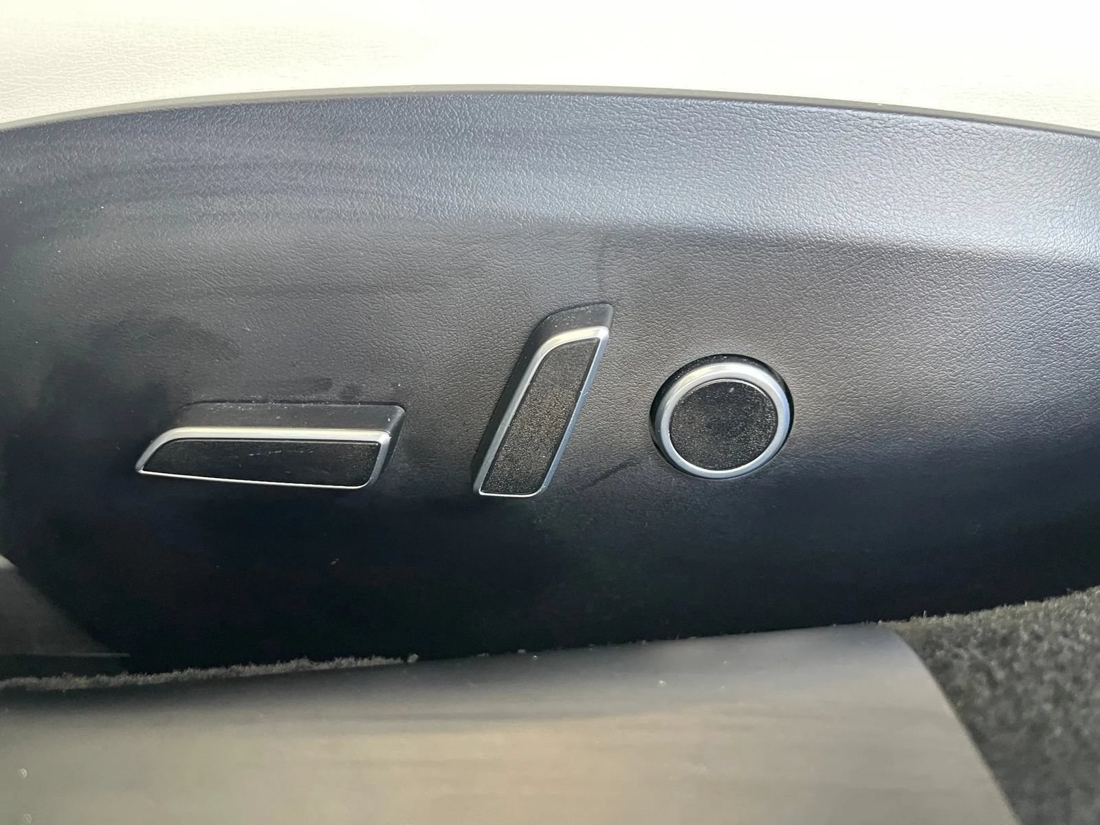Used 2021 Tesla Model S Plaid AWD/4WD image 39