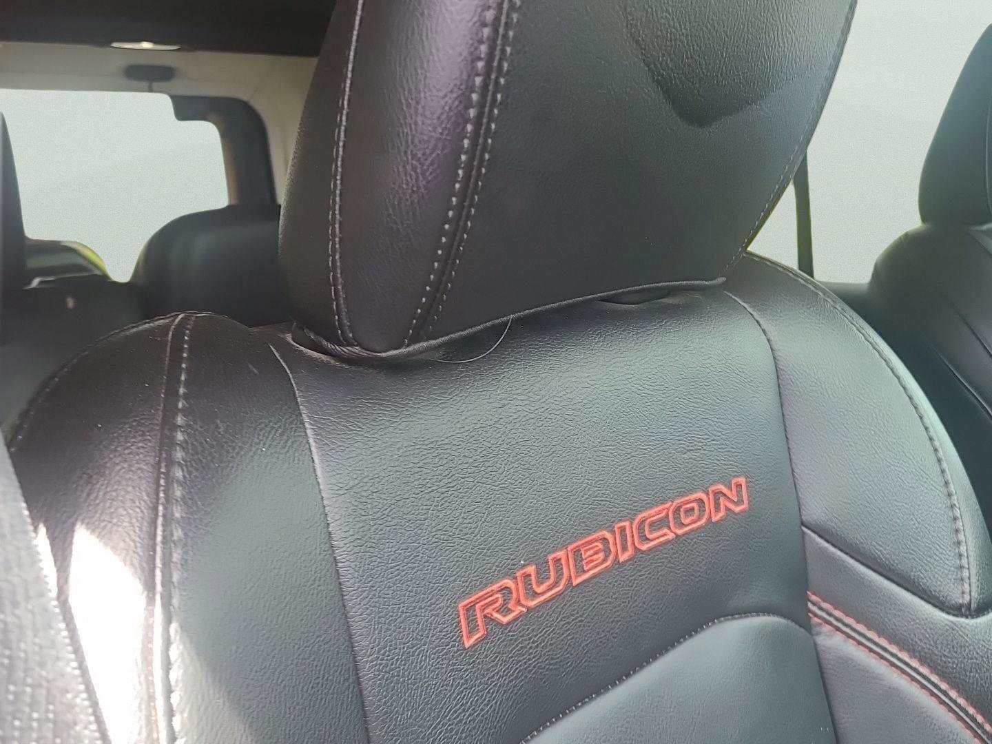 Used 2021 Jeep Wrangler Unlimited Rubicon AWD/4WD image 9