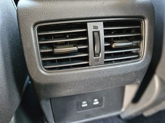 Used 2025 Nissan Rogue SV FWD image 29