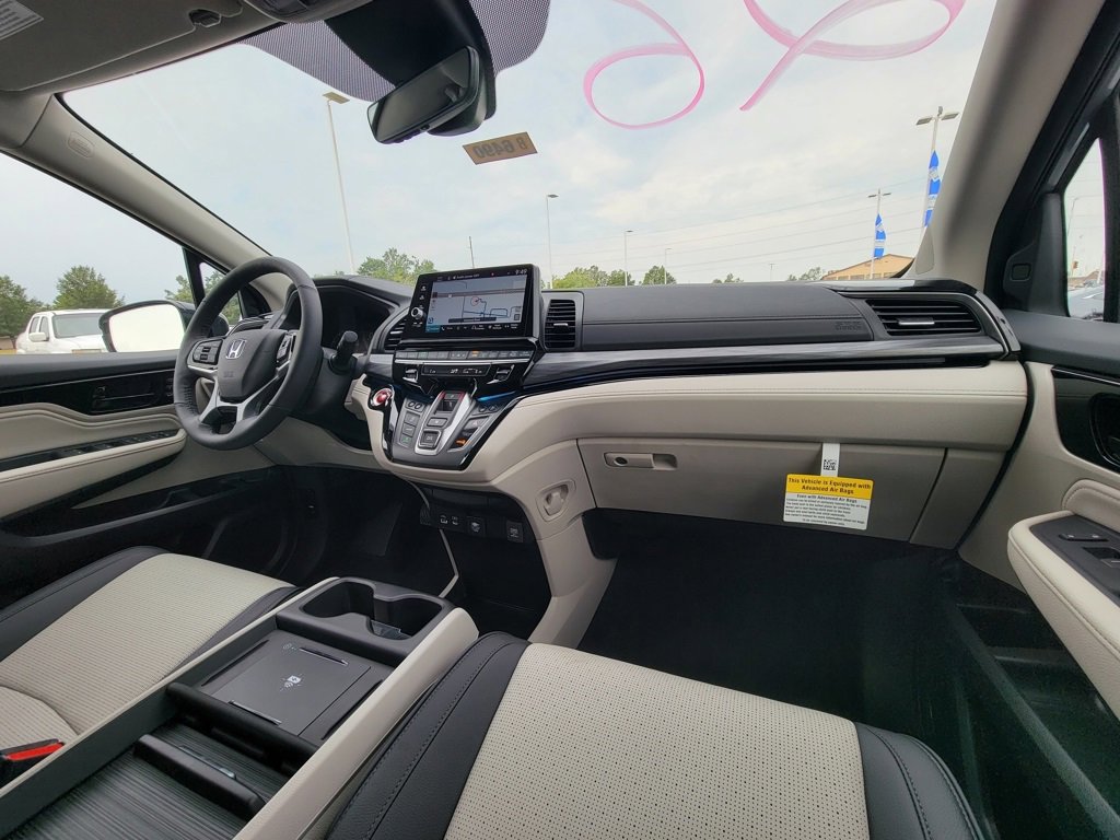 New 2026 Honda Odyssey Elite image 13