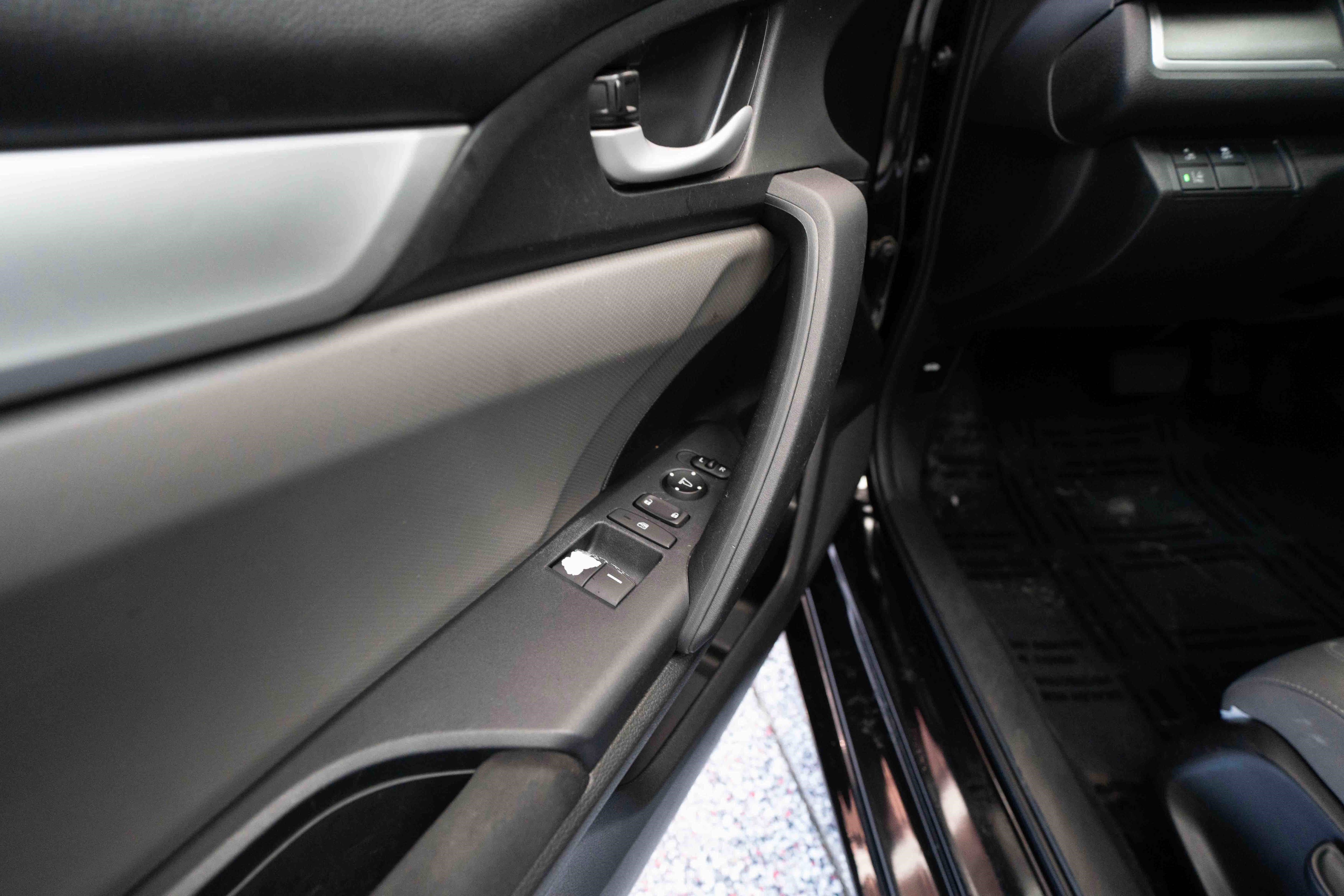 Used 2019 Honda Civic LX image 7