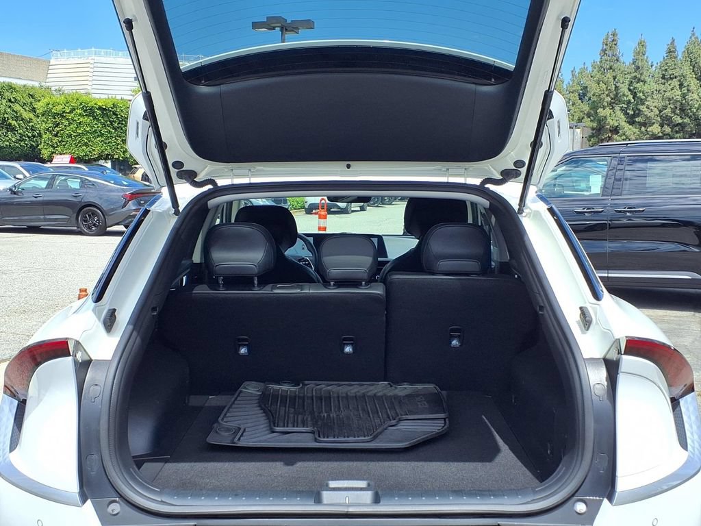 Certified 2024 Kia EV6 Light RWD image 23