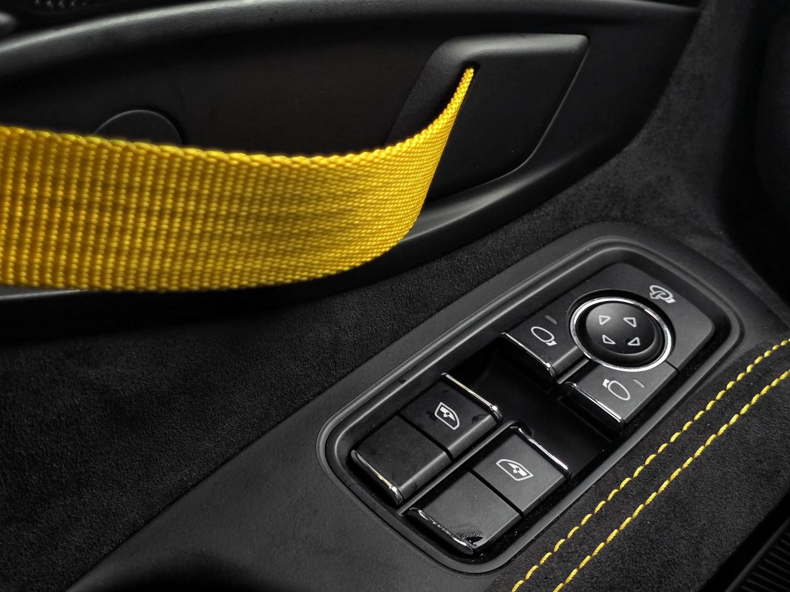 Used 2020 Porsche 718 Cayman GT4 RWD image 47
