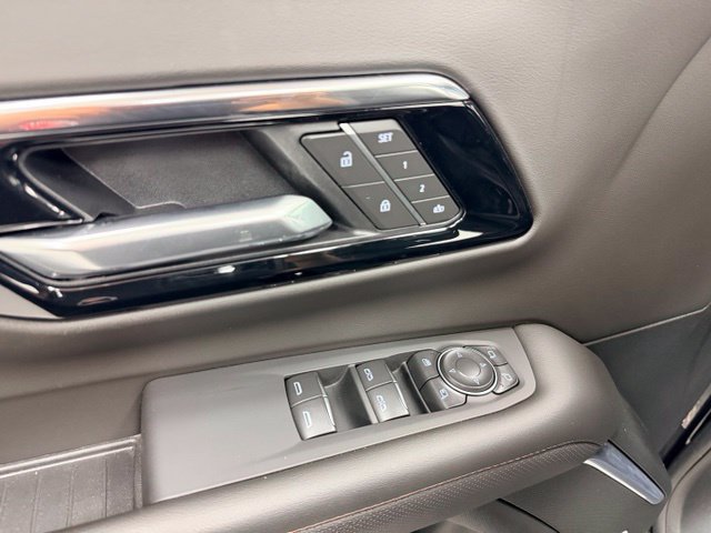 Certified 2026 Chevrolet Suburban High Country AWD/4WD image 21
