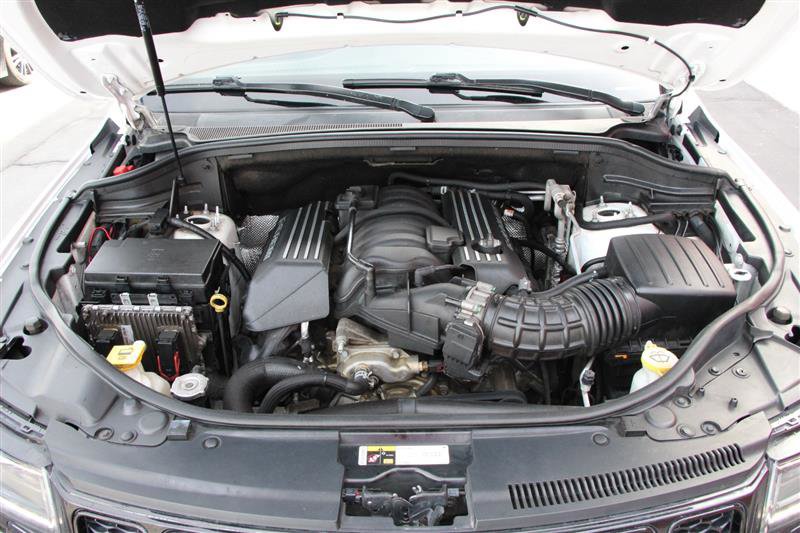 Used 2017 Jeep Grand Cherokee SRT image 39