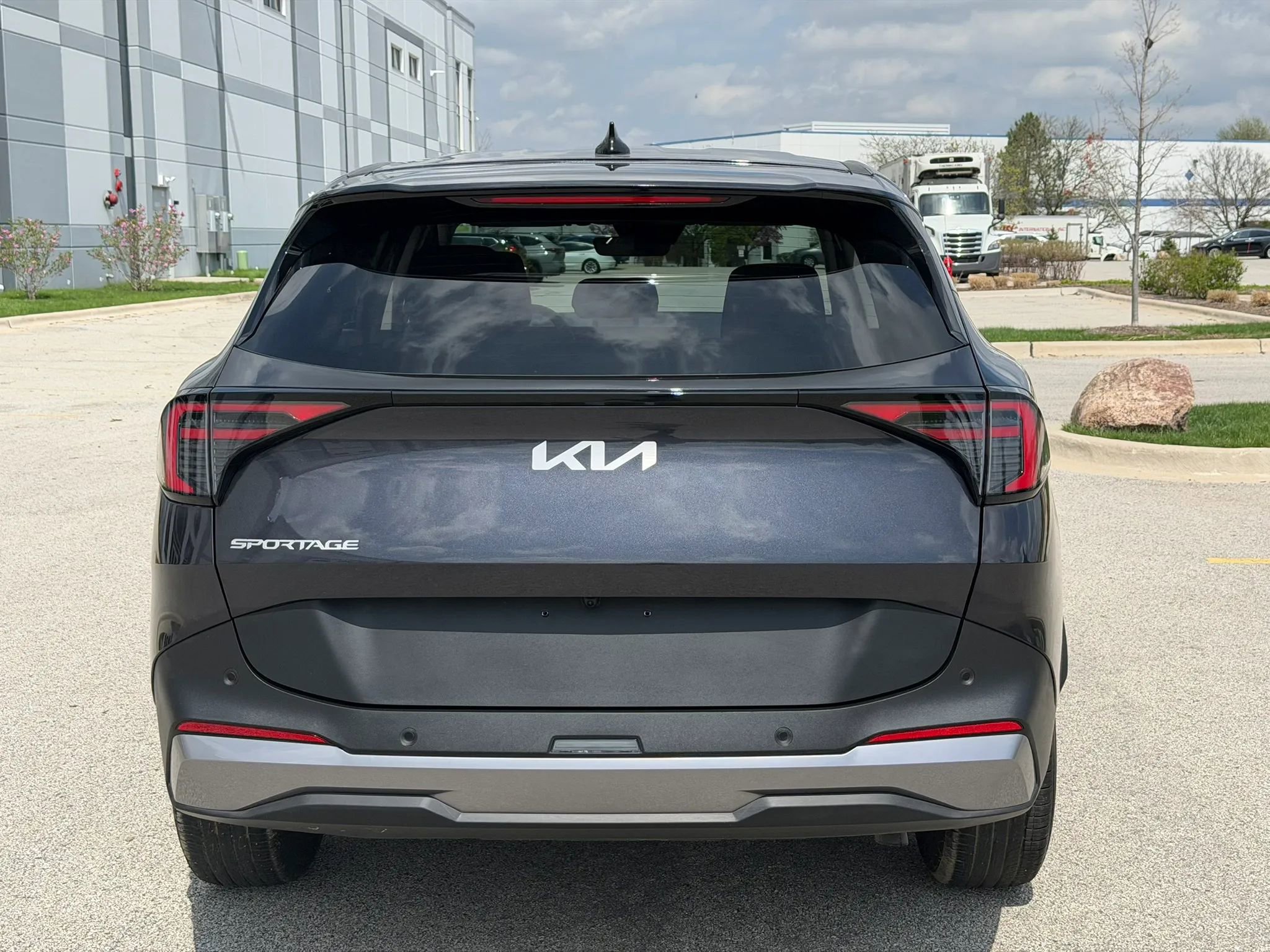 Used 2026 Kia Sportage LX FWD image 5