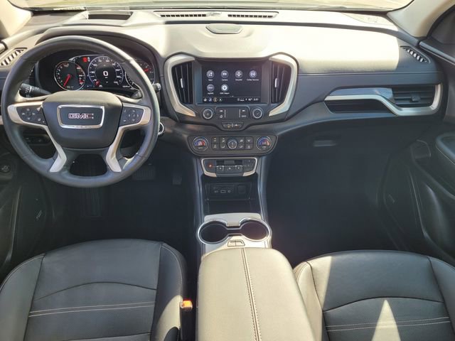 Used 2023 GMC Terrain Denali w/ Black Diamond Edition image 10