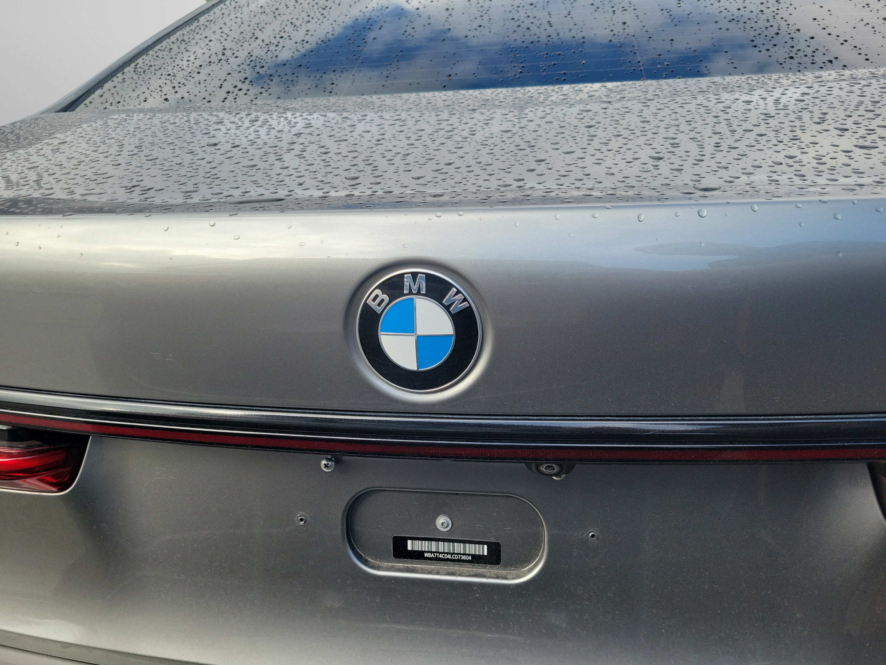 Used 2020 BMW 740i xDrive w/ M Sport Package AWD/4WD image 24