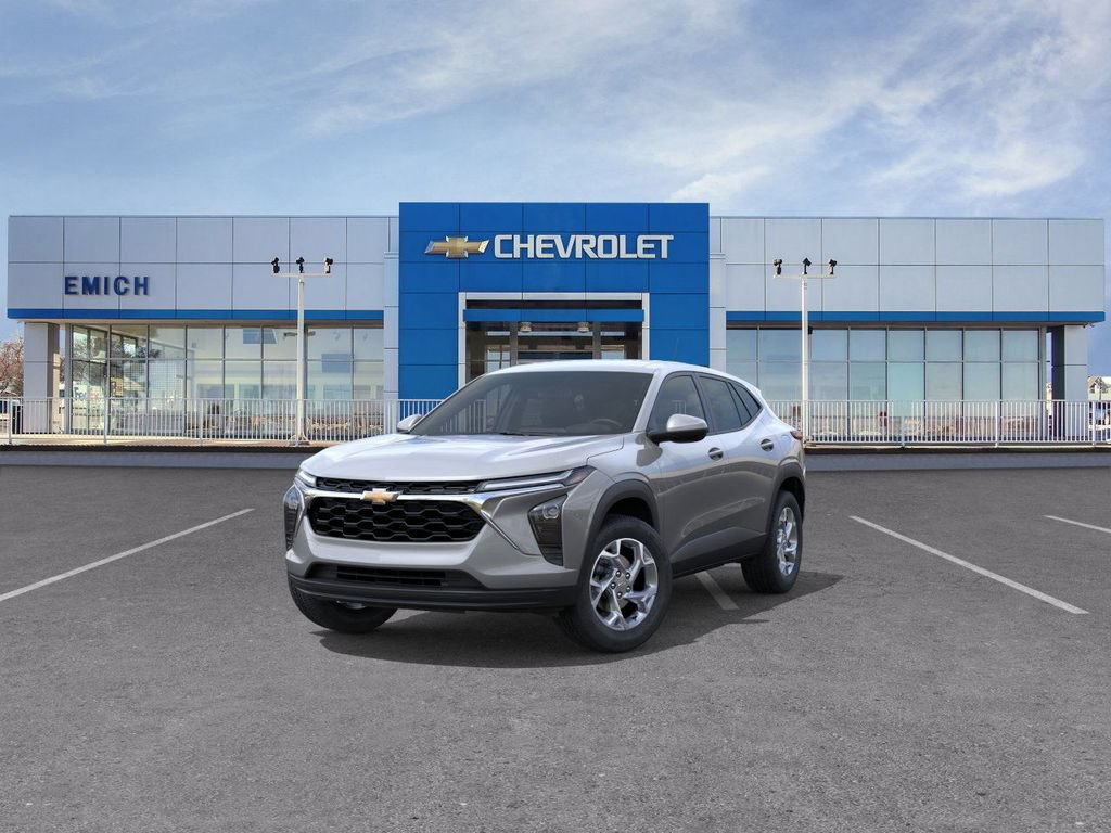 New 2026 Chevrolet Trax LS w/ LS Convenience Package FWD image 8