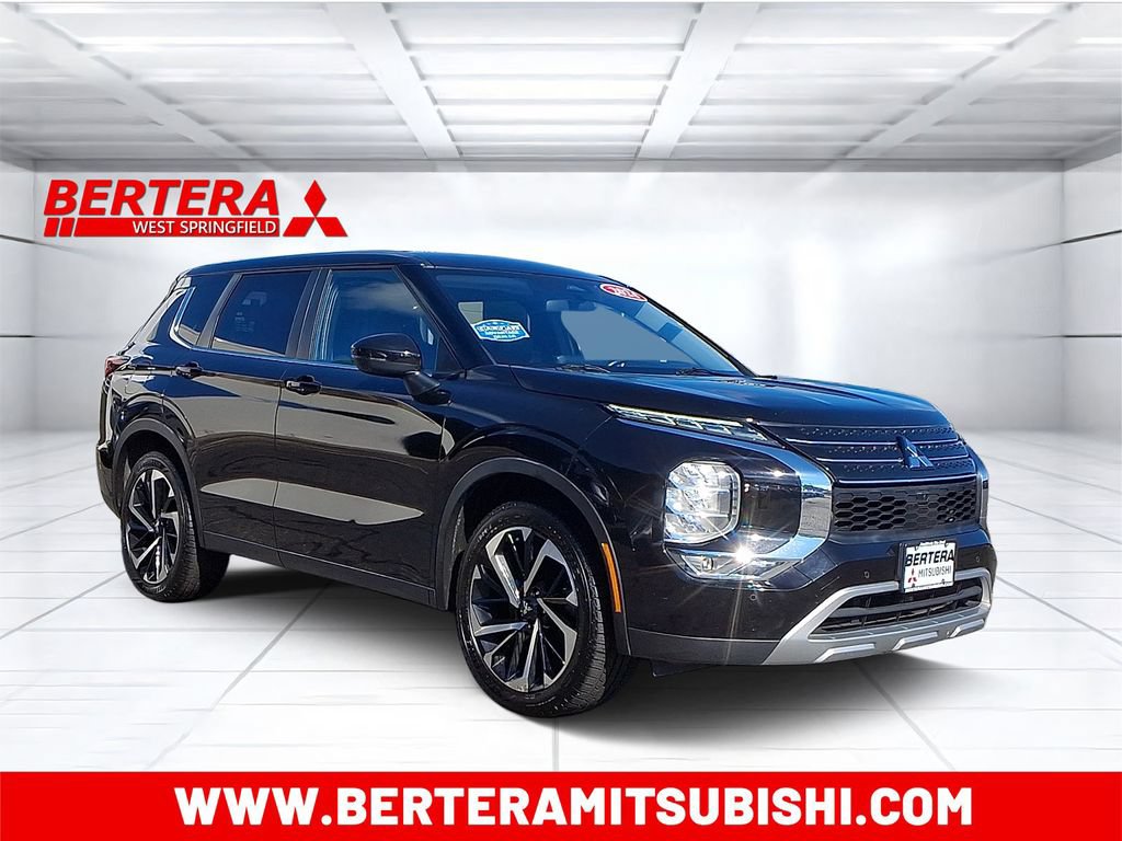 Used 2024 Mitsubishi Outlander SE AWD/4WD video 1