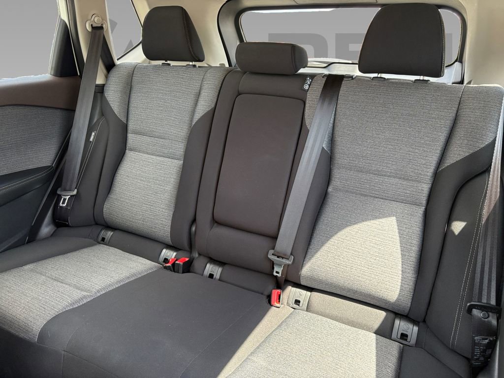 Used 2023 Nissan Rogue SV image 4