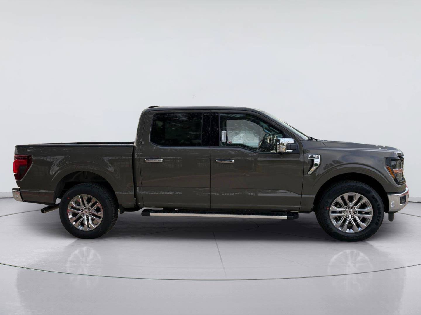 Used 2026 Ford F150 XLT w/ Equipment Group 302A MID AWD/4WD image 5