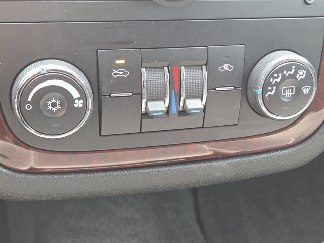 Used 2009 Chevrolet Impala LT FWD image 24