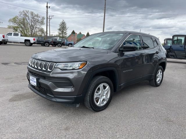 Used 2022 Jeep Compass Sport image 4