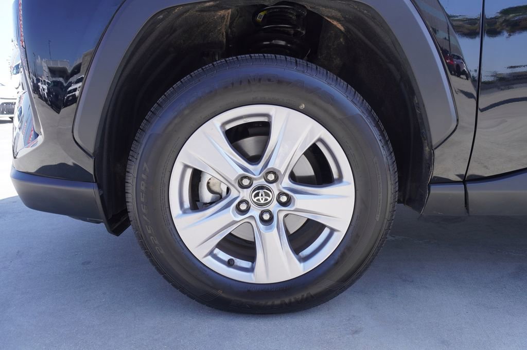 Certified 2025 Toyota RAV4 XLE w/ Convenience Package AWD/4WD image 22