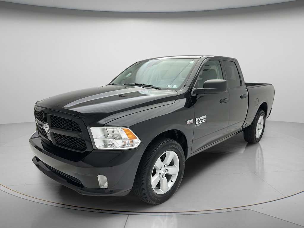 Used 2021 RAM 1500 Express AWD/4WD image 3