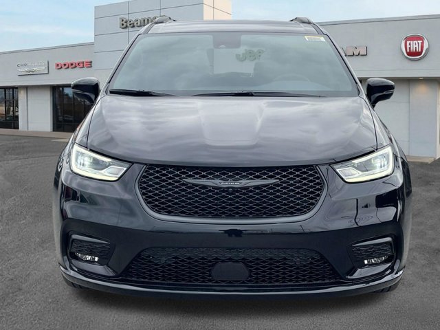 New 2026 Chrysler Pacifica Select w/ S Appearance Package FWD image 2