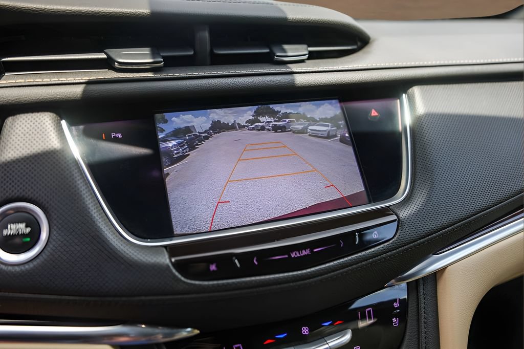 Used 2017 Cadillac XT5 Premium Luxury AWD/4WD image 17