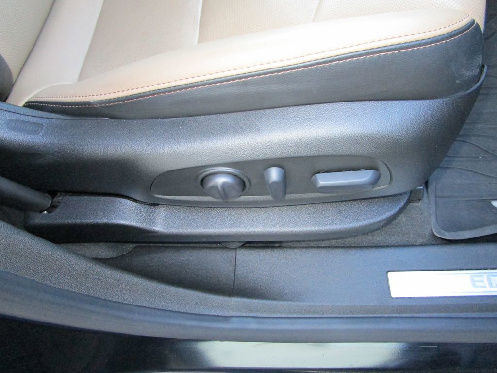 Used 2022 Chevrolet Equinox Premier image 21