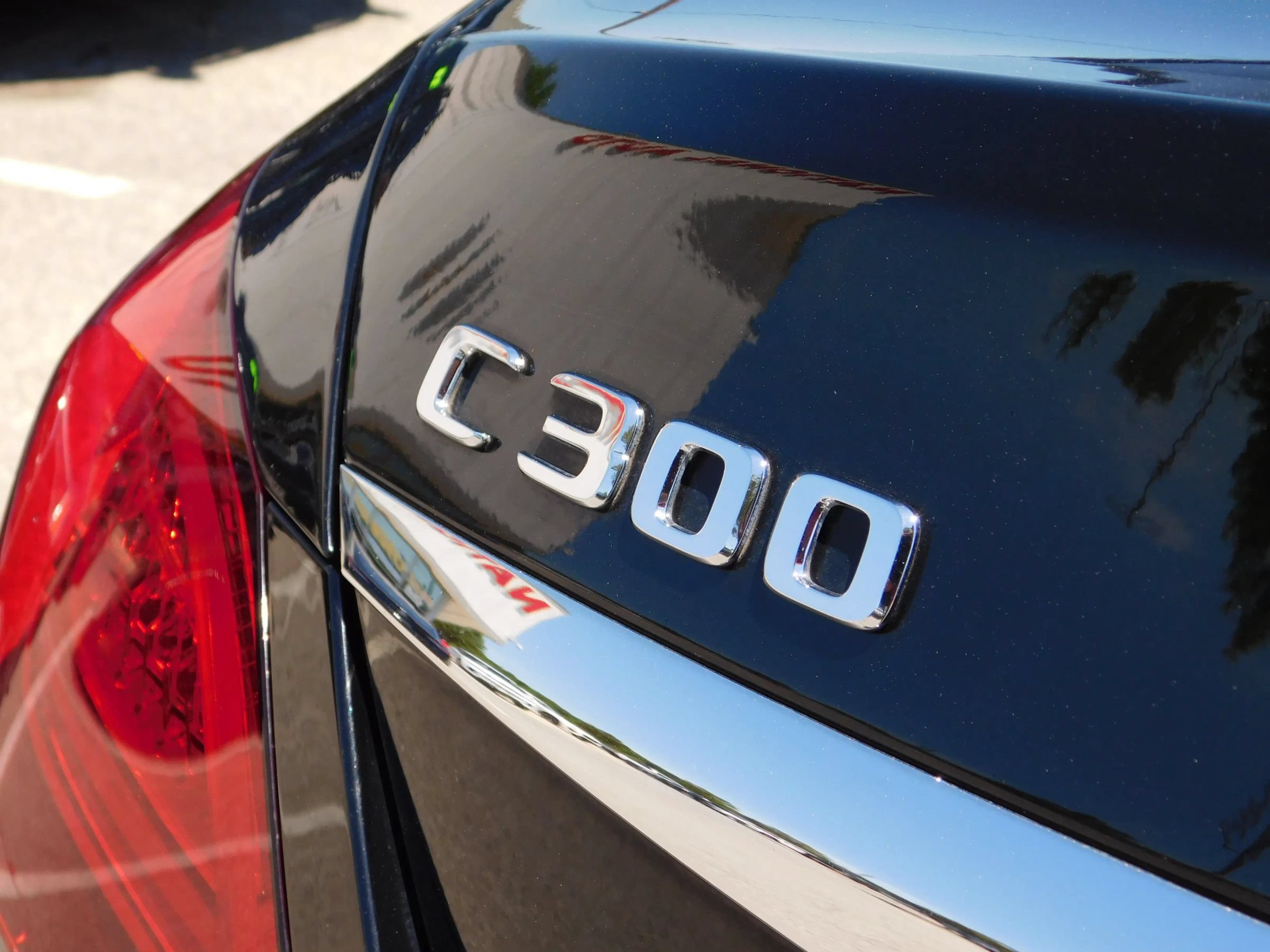 Used 2020 Mercedes-Benz C 300 4MATIC Sedan image 7