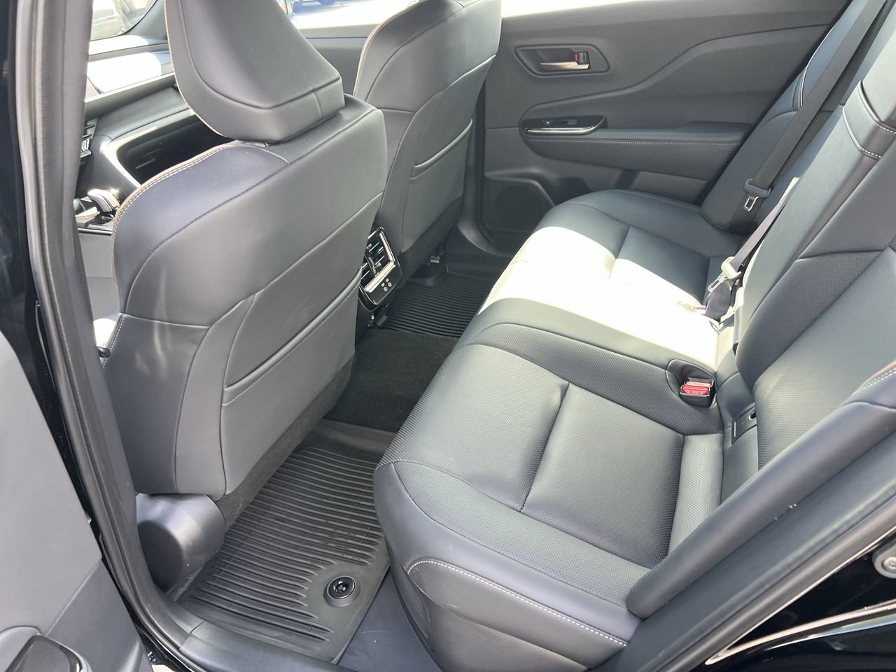 Used 2026 Toyota Crown AWD/4WD image 32