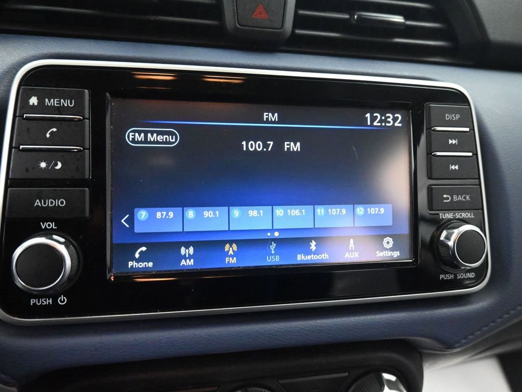 Used 2023 Nissan Versa SV image 35