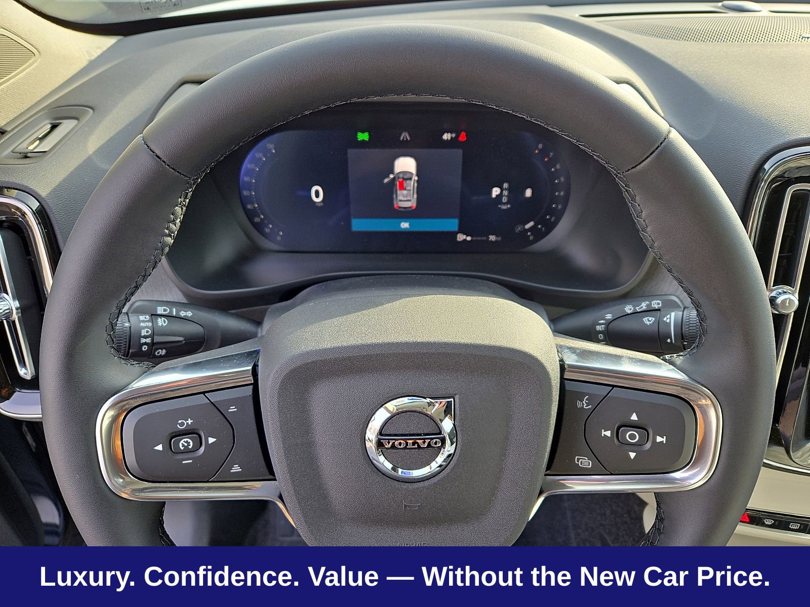 New 2026 Volvo XC40 B5 Plus w/ Protection Package Premier AWD/4WD image 15
