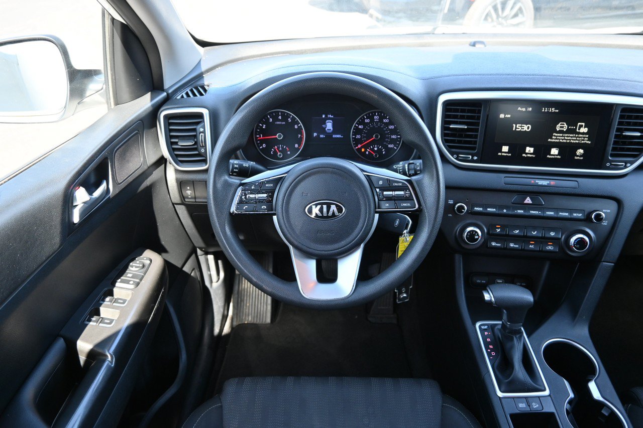 Used 2022 Kia Sportage LX FWD image 9