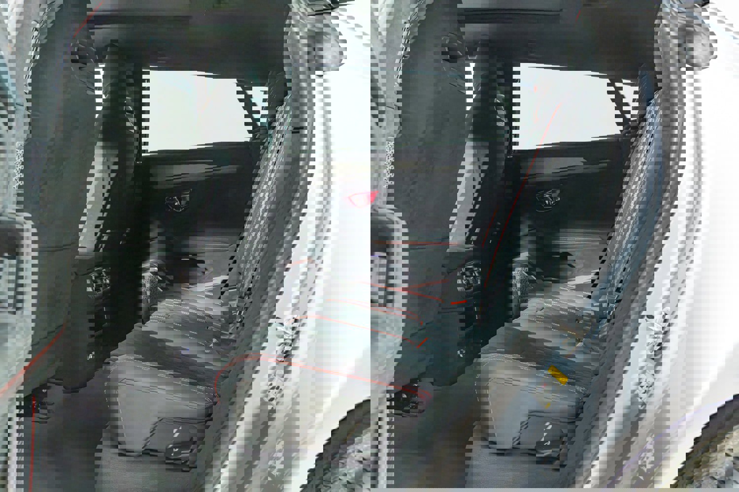 Used 2024 Lamborghini Urus Performante image 25