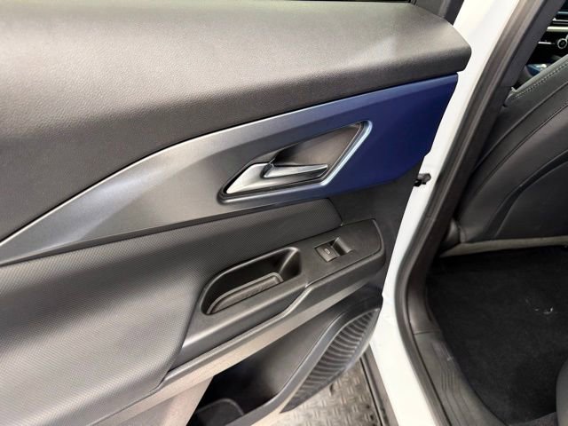 New 2026 Chevrolet Equinox EV LT AWD/4WD image 19