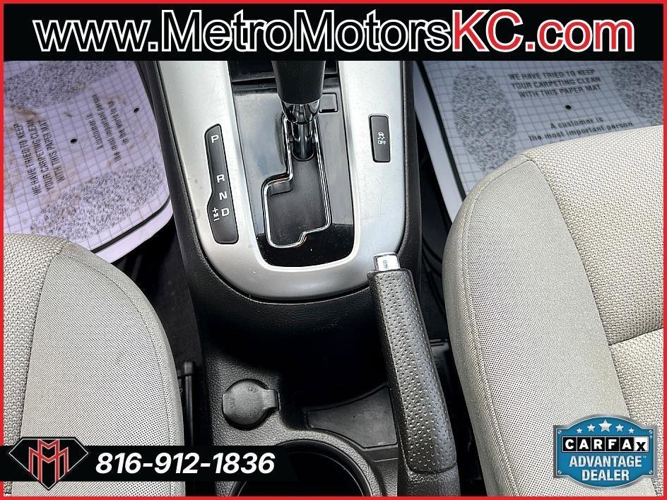 Used 2016 Chevrolet Cruze LT image 30