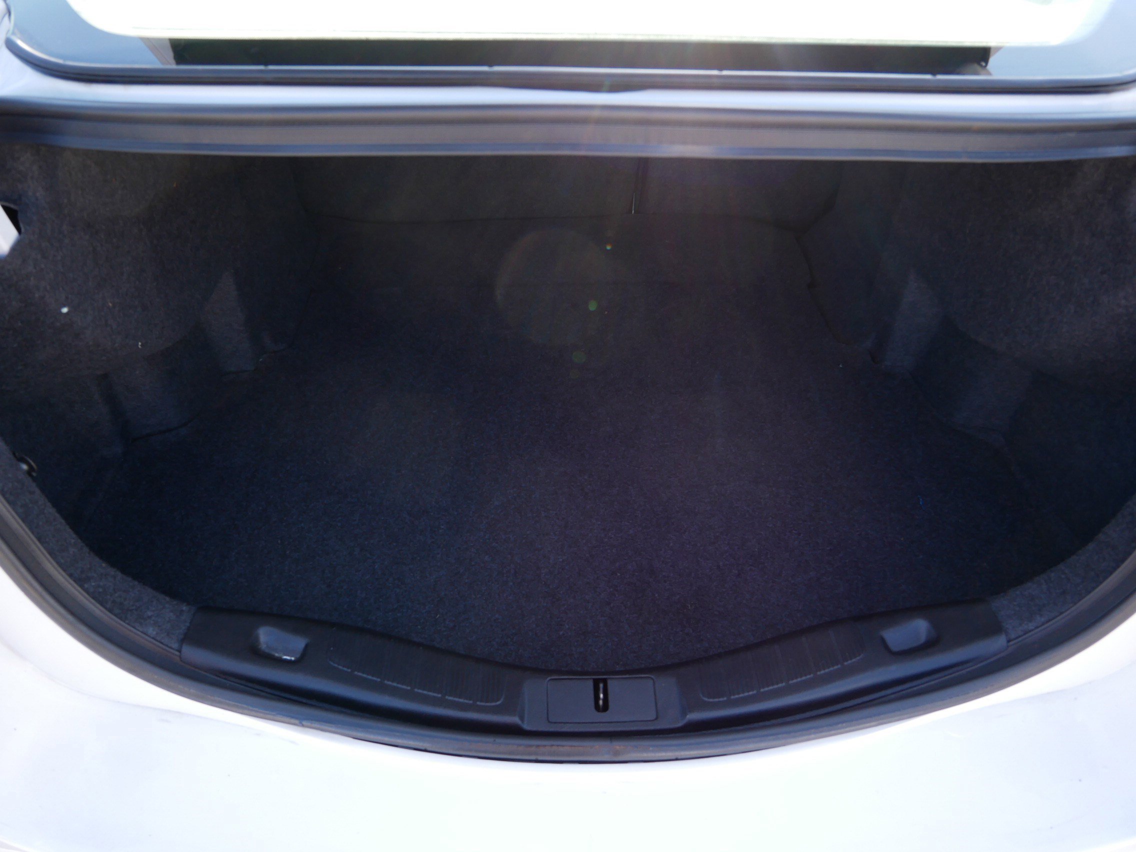 Used 2020 Ford Fusion SE image 18