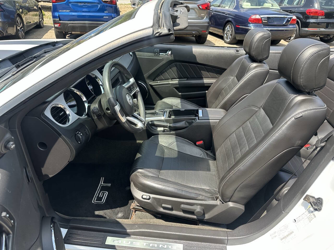 Used 2014 Ford Mustang GT Premium image 19