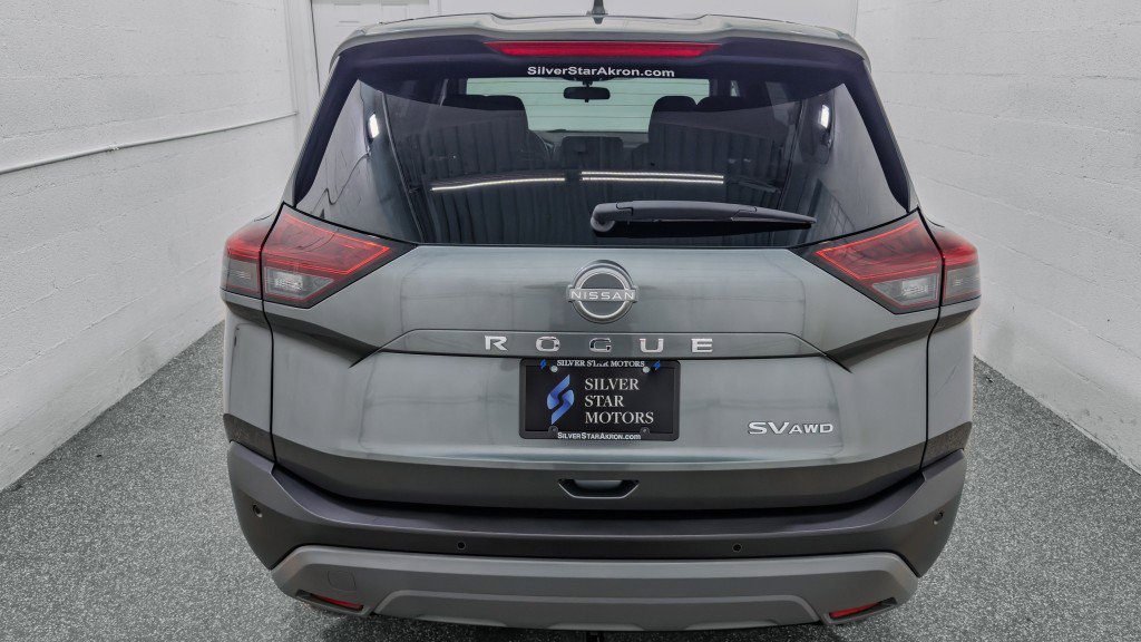 Used 2023 Nissan Rogue SV image 7