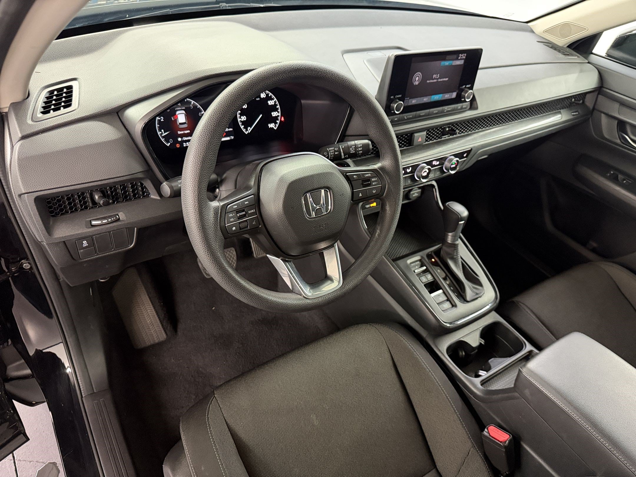 Used 2025 Honda CR-V EX image 4