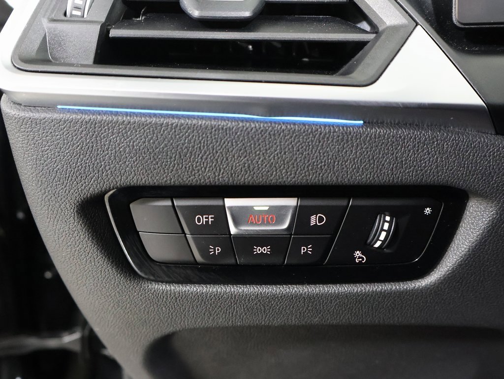 Used 2024 BMW 430i xDrive Convertible w/ Premium Package image 23