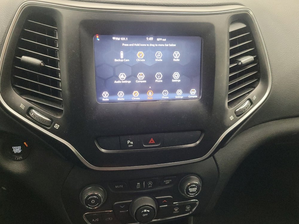 Used 2020 Jeep Cherokee Latitude Plus image 25