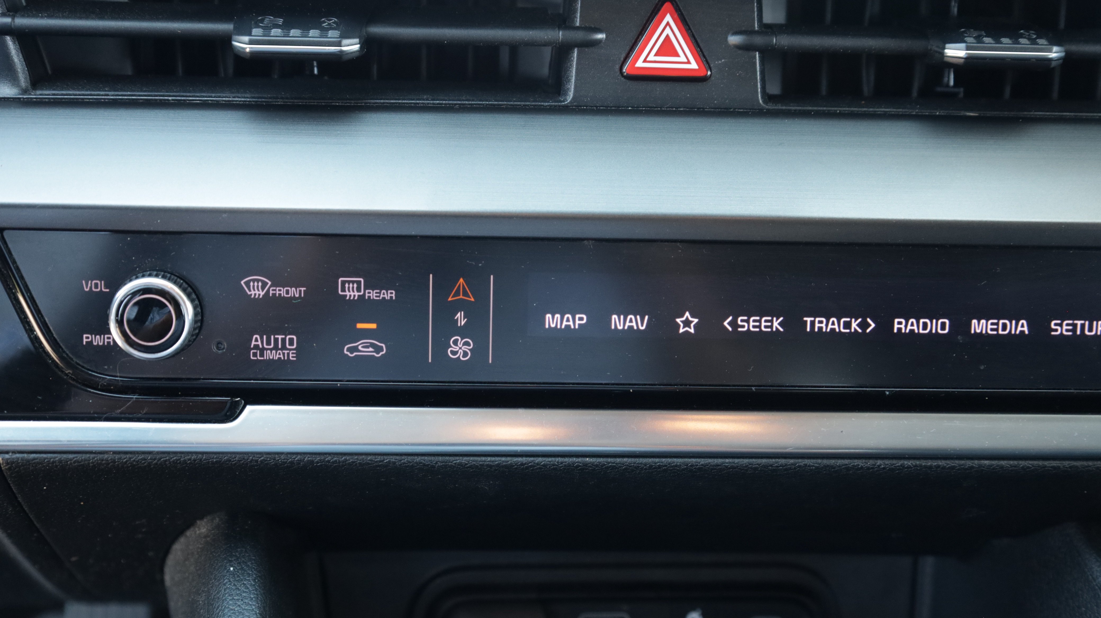 Used 2023 Kia Sportage EX FWD image 10