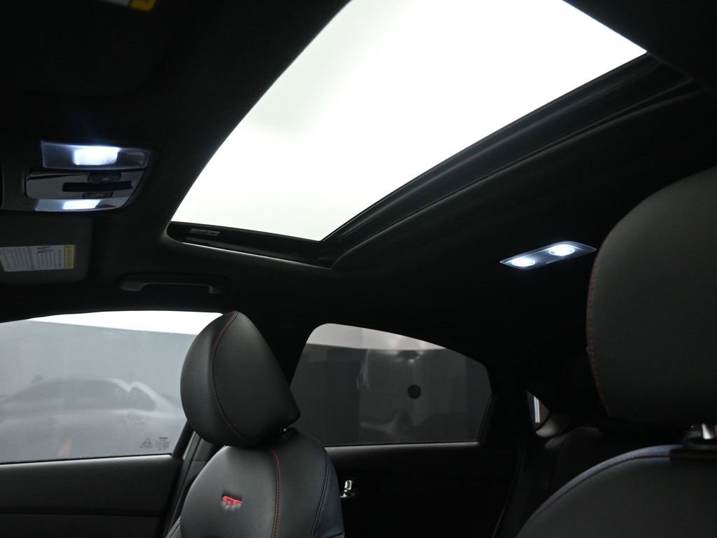 Used 2024 Kia Forte GT w/ GT2 Package image 10