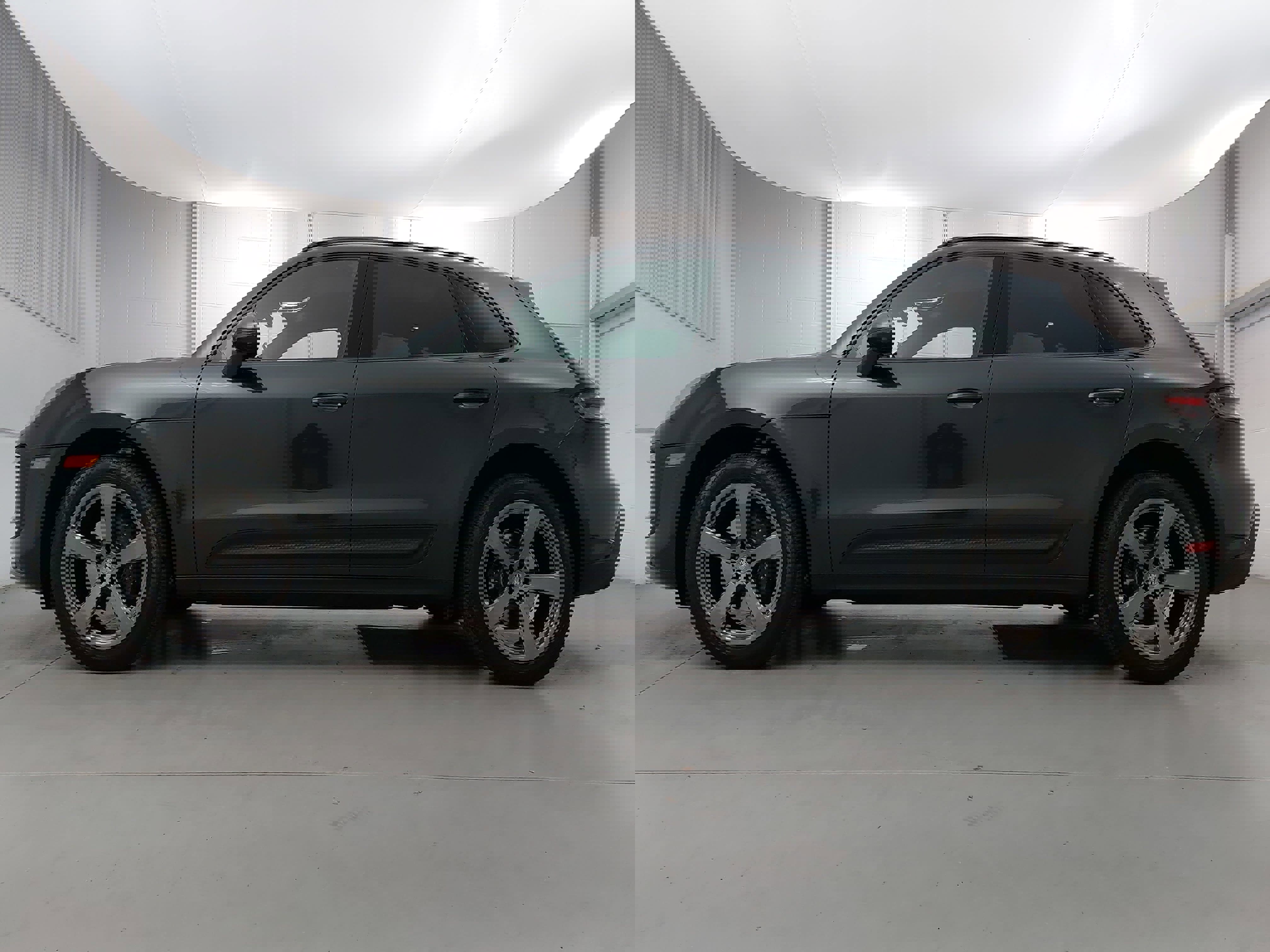Certified 2025 Porsche Macan image 2