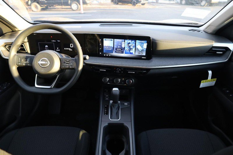 New 2026 Nissan Kicks S image 22