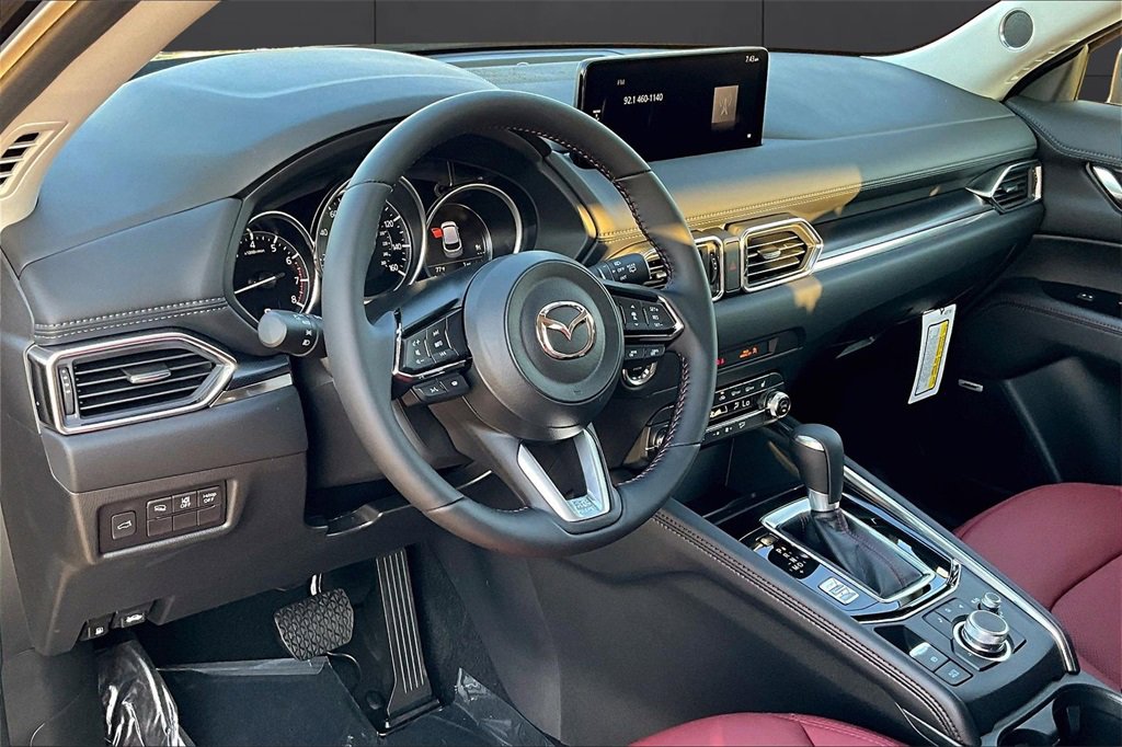 New 2025 MAZDA CX-5 Carbon Edition image 6